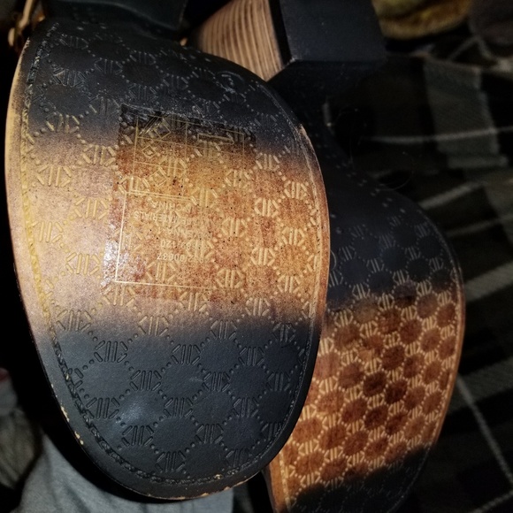 Booties - Picture 3 of 3